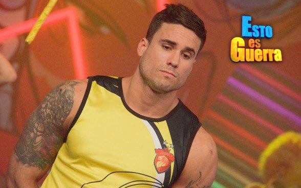 Critican a Gino Asereto por mensaje racista y él se defiende así (VIDEO)