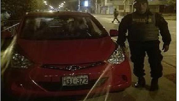 CHICLAYO: Policía recupera automóvil que había sido robado horas antes