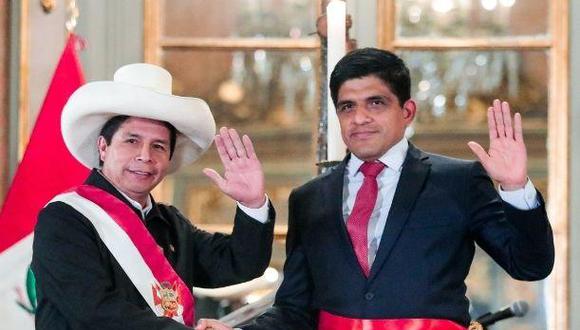 El presidente Pedro Castillo al lado de Juan Carrasco Millones. (EFE/ Presidencia De Perú)