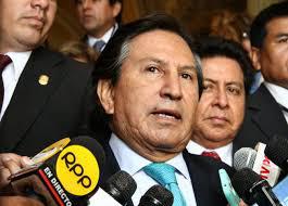 ​Alejandro Toledo afirma que viajará a la India "para recibir premio Nobel"