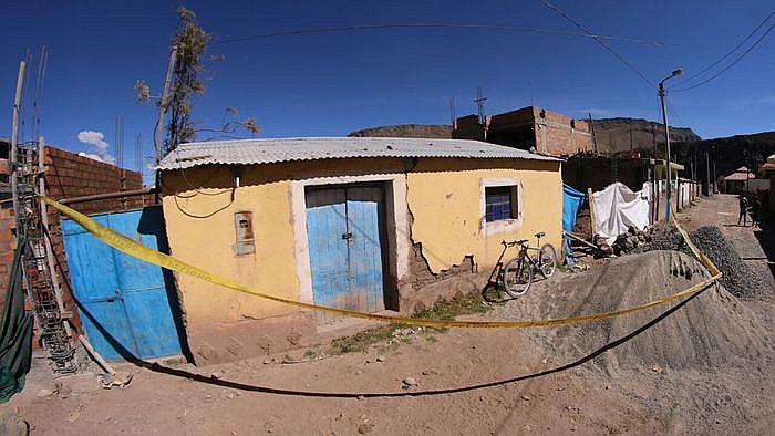 ​Vivienda responsabiliza a municipio de Caylloma por retraso en reconstrucción