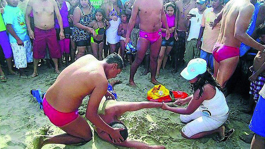Samanco: Rescatan a hombre en playa Vesique