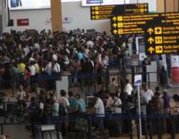 Turistas ya pueden pagar impuestos con tarjetas de crédito en el Aeropuerto