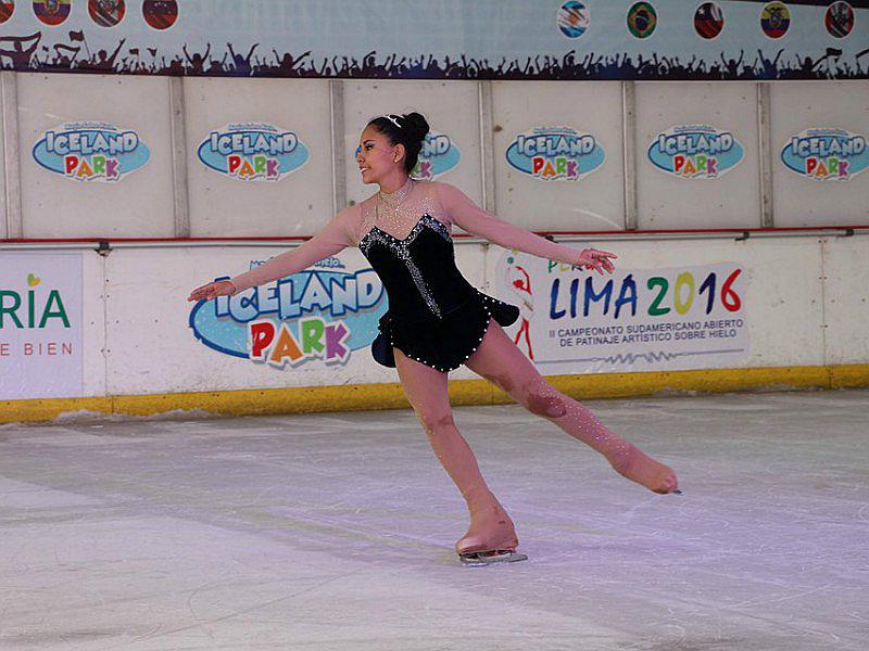 Perú obtiene medallas en sudamericano de patinaje artístico sobre hielo 