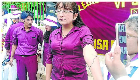 Obstetras inician huelga contra Minsa con sangre
