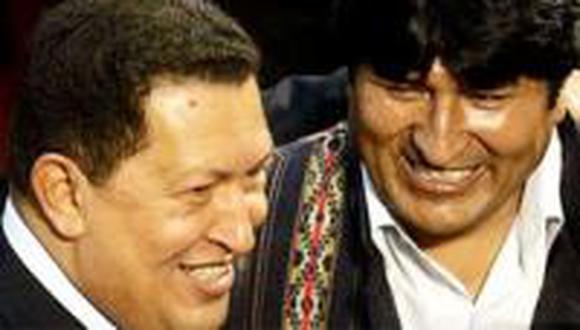 Chávez viajó con Evo Morales a Cuba para cuarto ciclo de quimioterapia