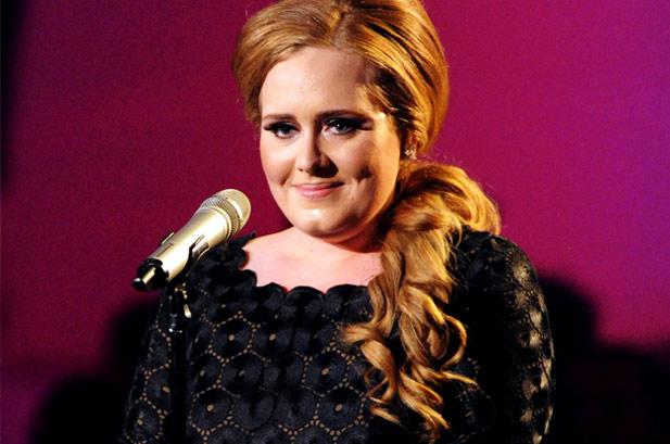  ¡Irreconocible! Así luce Adele tras perder 68 kilos