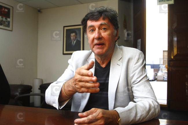 ¿El brillo de los celulares también puede generar cáncer de piel?