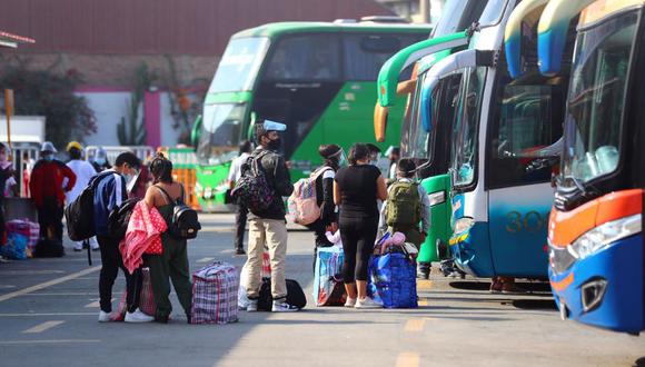 Más de 200 empresas de bus y más de 670 rutas en Perú se encuentran aliadas a esta promoción la cual será válida a través de la aplicación de redBus. (Foto: Hugo Curotto / @photo.gec)