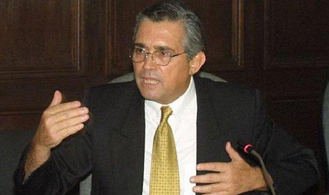 Blacker Miller, excanciller del gobierno fujimorista, fue condenado a ocho años de prisión en Albania