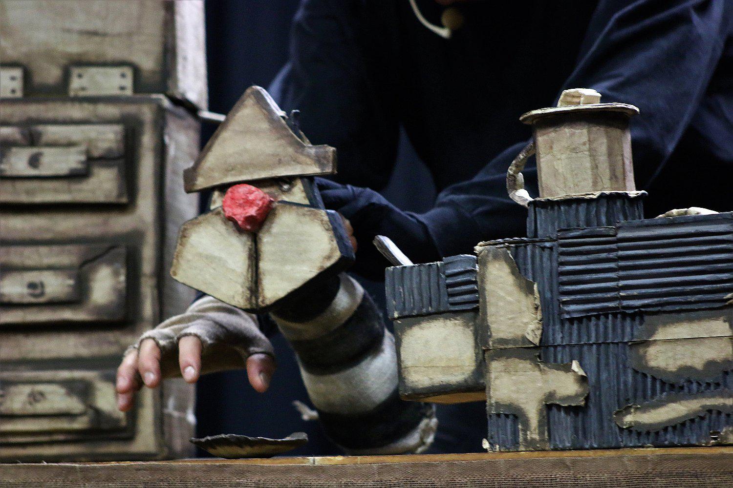 "De Trapos y Cartón": una función de teatro con ingreso libre