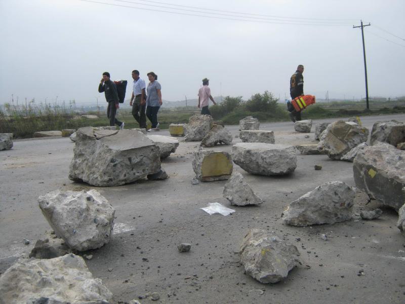 Transportistas de carga peligrosa de mineral acatan paro de 48 horas