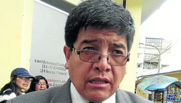 Puno: Juan Luque decidió quitarle la confianza al director de Educación