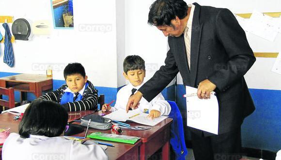 Arequipa: Aumento para 3 mil maestros contratados