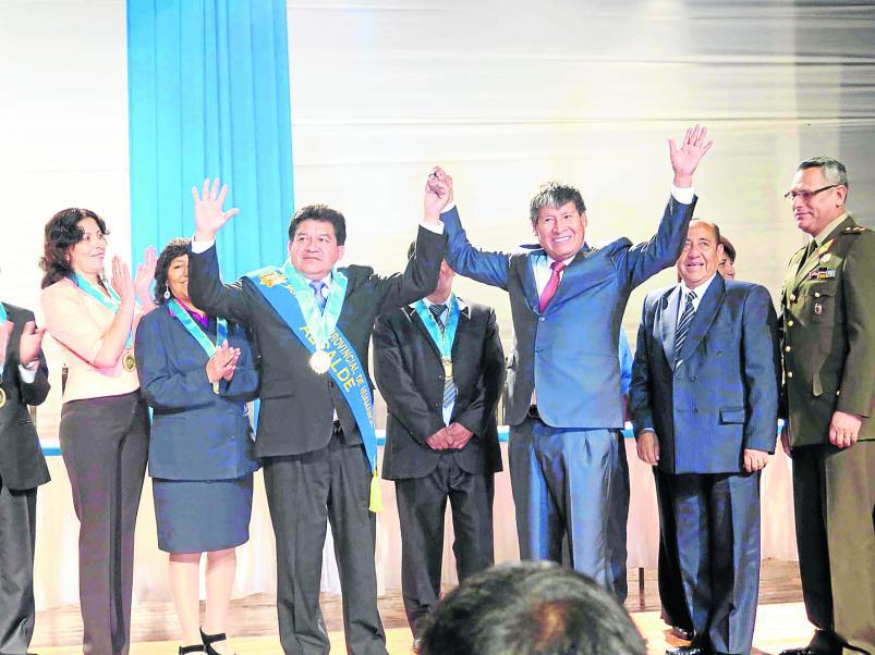 Ayacucho: Alcalde y regidores de Municipalidad de Huamanga rindieron juramento