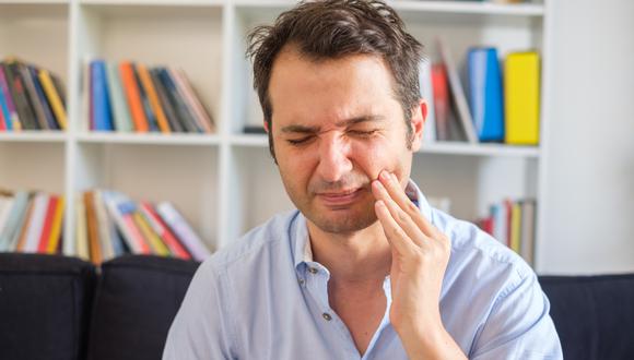 Un adecuado cuidado de la cavidad oral y el control a tiempo de ciertas enfermedades dentales podría prevenir que se desarrollen patologías. (Foto: Shutterstock)