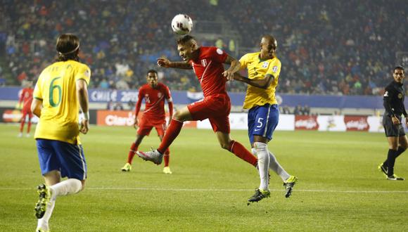 Paolo Guerrero: "Dejamos jugar mucho a Neymar"