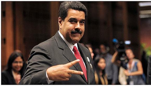Venezuela: ​Militares prometen "lealtad incondicional" a Maduro en vísperas de gran protesta
