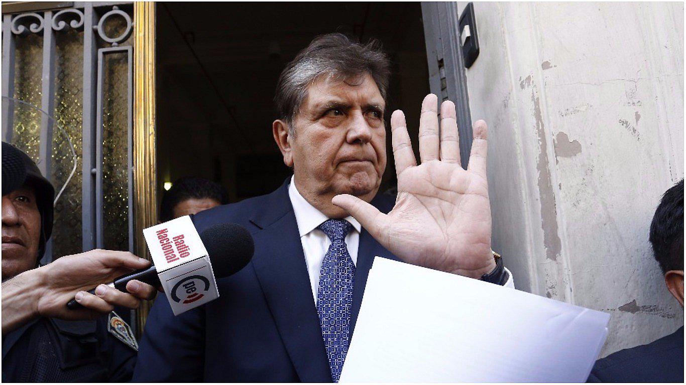 Fiscalía de lavado de activos amplía investigación a Alan García