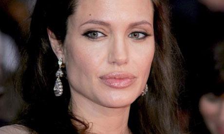 Angelina Jolie sufre Hepatitis C y necesitaría un transplante de hígado