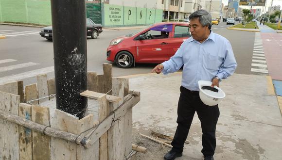 Instan a empresas que instalaron paneles sin autorización a formalizarse o retirarlos, antes que la comuna lo haga.