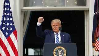 “Me siento muy bien”, dice Trump en primer acto tras positivo por COVID-19 