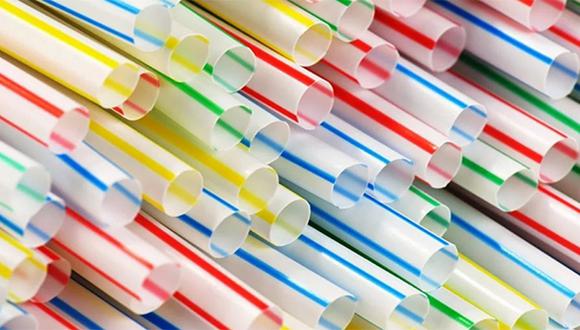 Reconocida empresa internacional anuncia el fin de las cañitas de plástico en sus productos