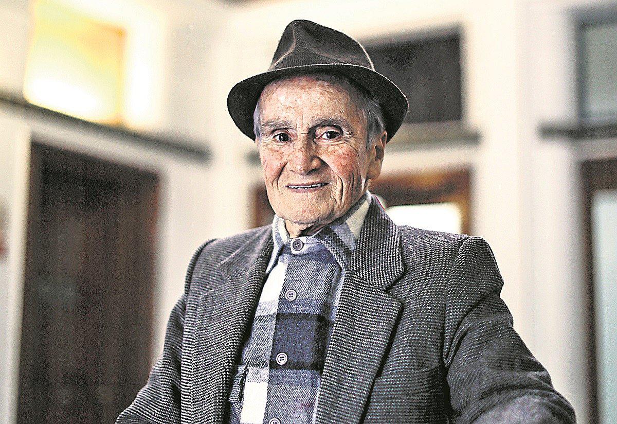 Actor y escritor Carlos Gassols: "El escándalo no es la carta de presentación de un artista"