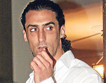 Arnie Hussid ya es padre de niña peruana