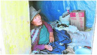 La triste realidad de los ancianos abandonados en la región Huancavelica