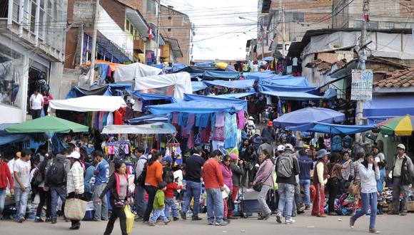 Cusco: estudian reubicar comercio del "Sábado Baratillo"