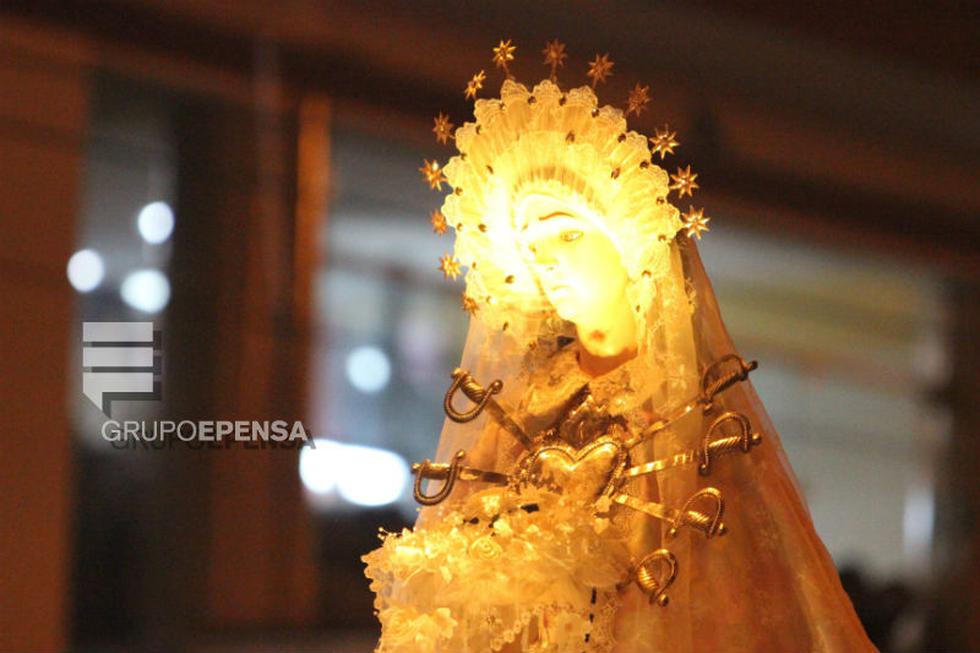 FOTOS: Emotivo encuentro de Jesús Nazareno  y la Virgen Dolorosa