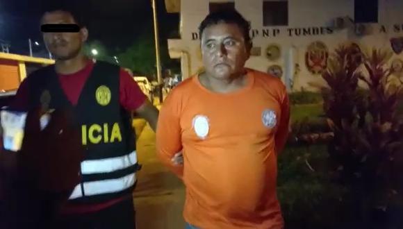 Jan Carlos Alexander Reyes Zapata junto a la sustancia prohibida fueron trasladados al complejo policial Jorge Taipe Tarazona donde se realizan las diligencias preliminares