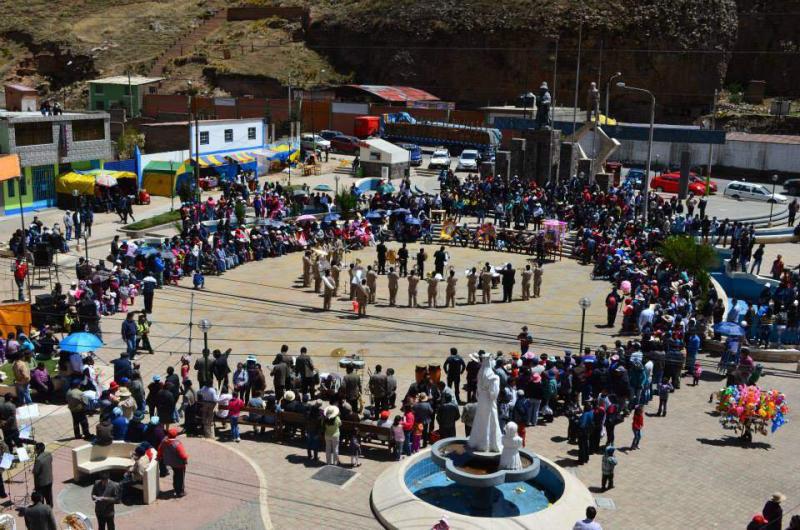 Santa Rosa de Sacco comienza la fiesta en honor a la cruz