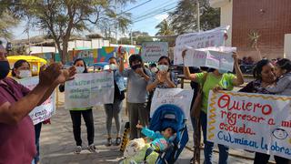 Piura: Padres y docentes protestan por abandono de obra en colegio de niños con habilidades especiales