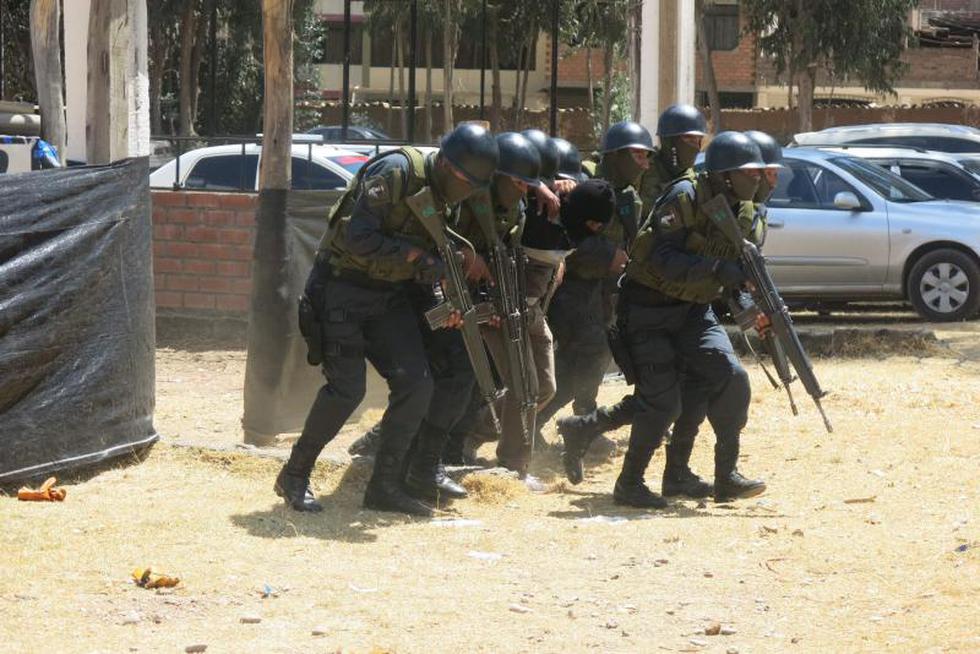 34 'tigres' del Escuadrón Verde salen listos para combates (FOTOS)