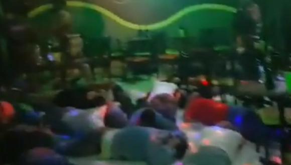 Arequipa: intervienen a 27 personas tomando y festejando pese al duro momento por COVID-19 (Foto: captura de video | NoticiasArequipa.pe)