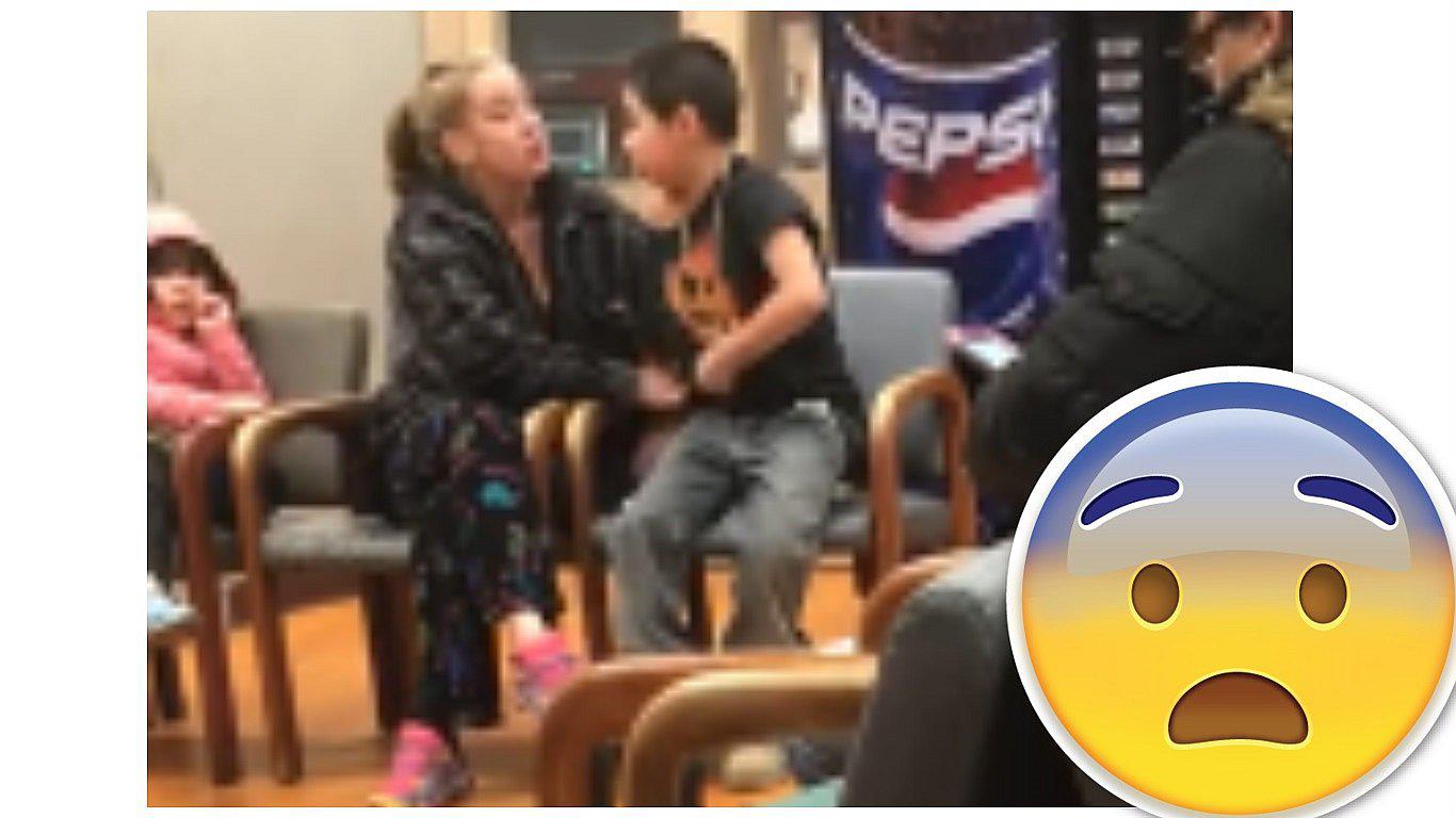YouTube: el frustrante llanto de una madre al ser golpeada por su niño (VIDEO)