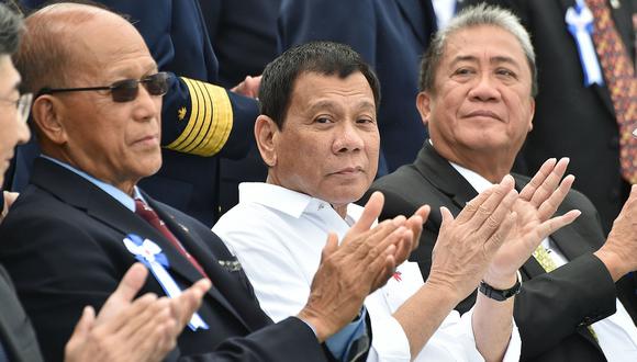 Duterte dice no quiere seguir peleándose con EEUU tras la elección de Trump