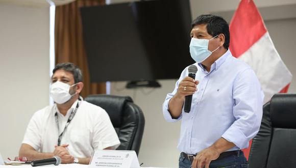 Gobernador Gallegos pide a Sagasti autorizar compra de vacunas contra el COVID-19.