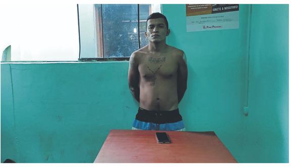José Rodríguez Rivera fue retenido por un grupo de vecinos que lo entregaron al personal de la Policía Nacional del Perú.