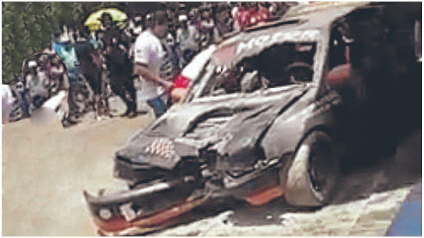 Un anciano fallece al ser embestido en una carrera de autos en Guadalupe (VIDEO) 