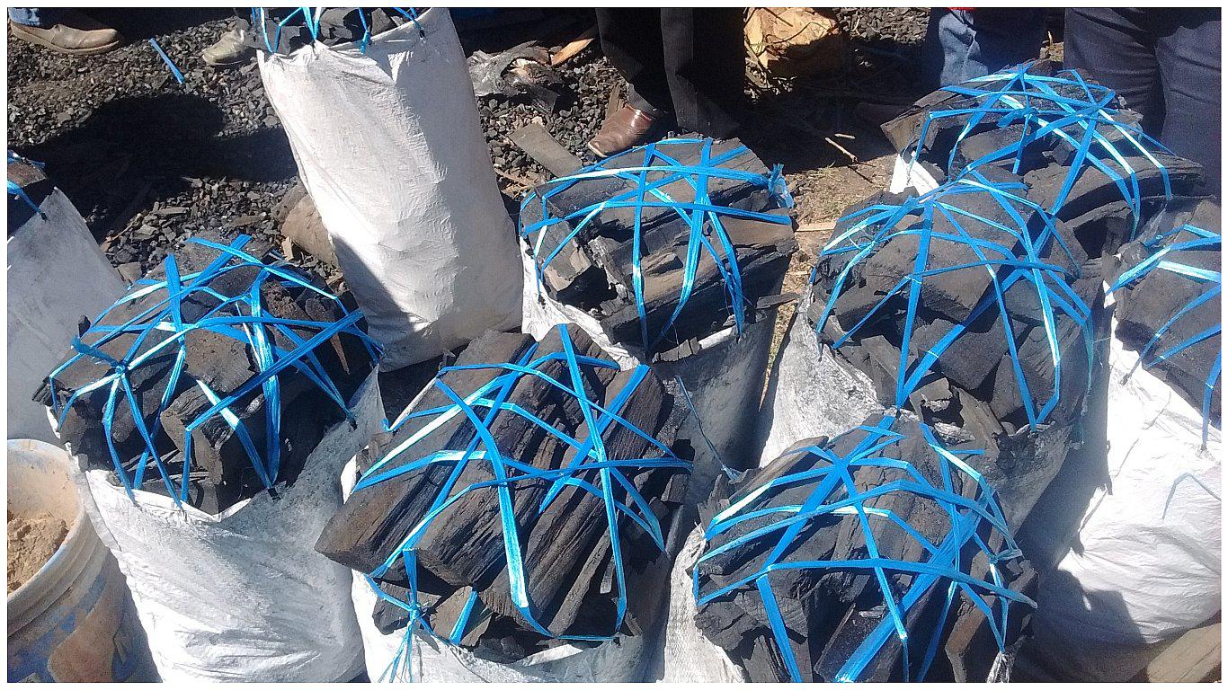 Producción de carbón es nueva alternativa de emprendimiento en Huancayo (FOTOS)