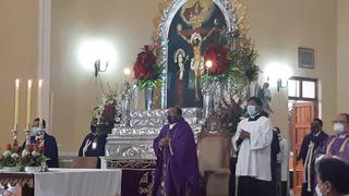 Tacna: Con misa obispo inicia festividad del Señor de los Milagros