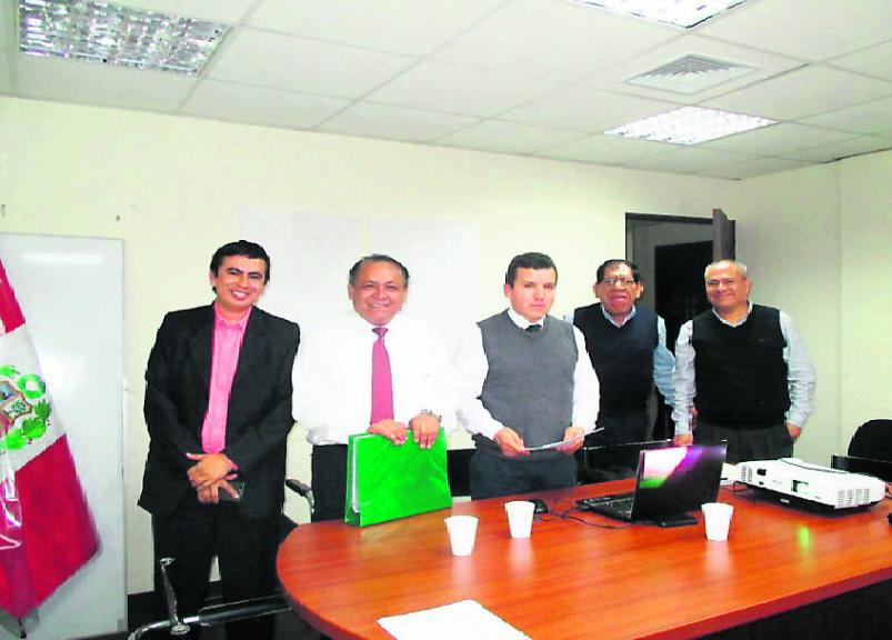 Chincha y Cañete buscan resolver problema limítrofe