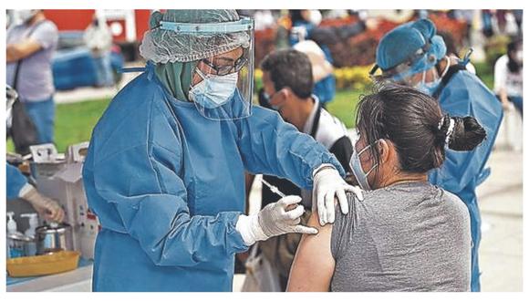 Gerencia de Salud informa que llegarán a La Libertad unas 10,000 inmunizaciones para el personal de salud que enfrenta al Covid-19.