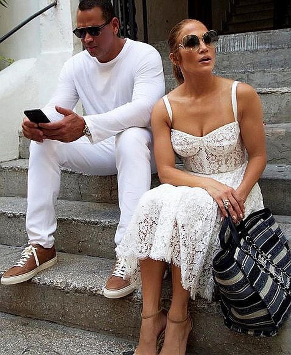 Jennifer López y Álex Rodríguez disfrutan de sus vacaciones de Italia (FOTOS)