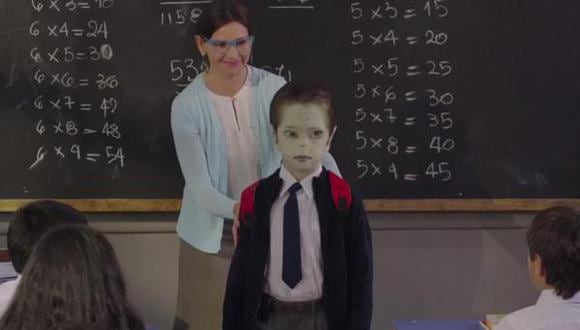Facebook: Mira la emotiva campaña contra el bullying protagonizada por niño "extraterrestre" (VIDEO)