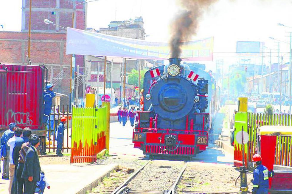 Ferrocarril Central Lima - Huancayo hoy cumple 106 años de inaugurado 