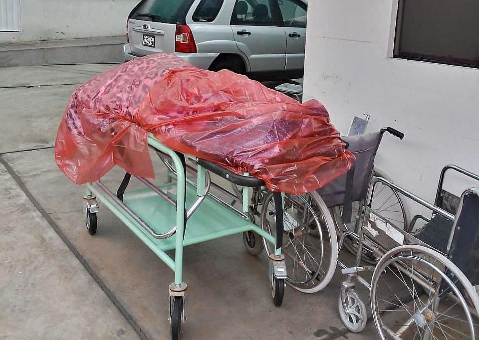 Dos personas mueren electrocutados durante lluvias en Arequipa